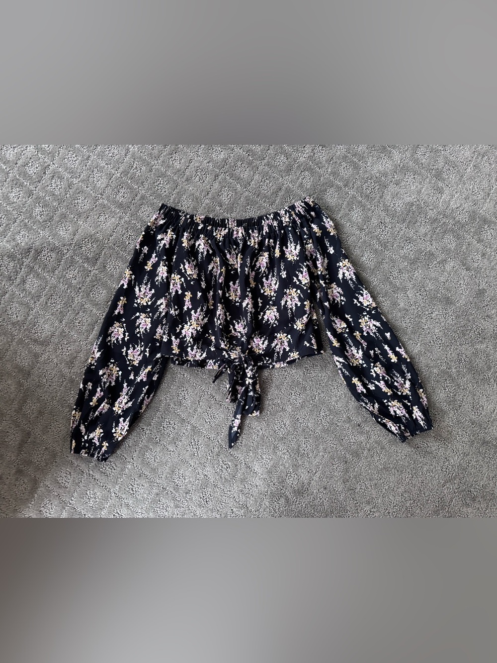 Women’s Black Floral off the shoulder Tie-Front Top size s